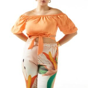 BLUSA CIGANINHA COM MANGAS BUFANTES E MEIA ARGOLAS LATERAIS