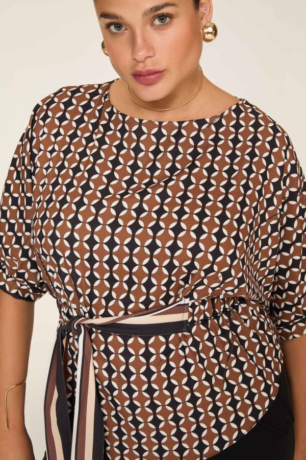 Blusa estampada, mangas morcego e amarração - Image 2