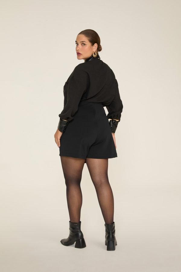 Shorts com sobreposição em PU - Image 3